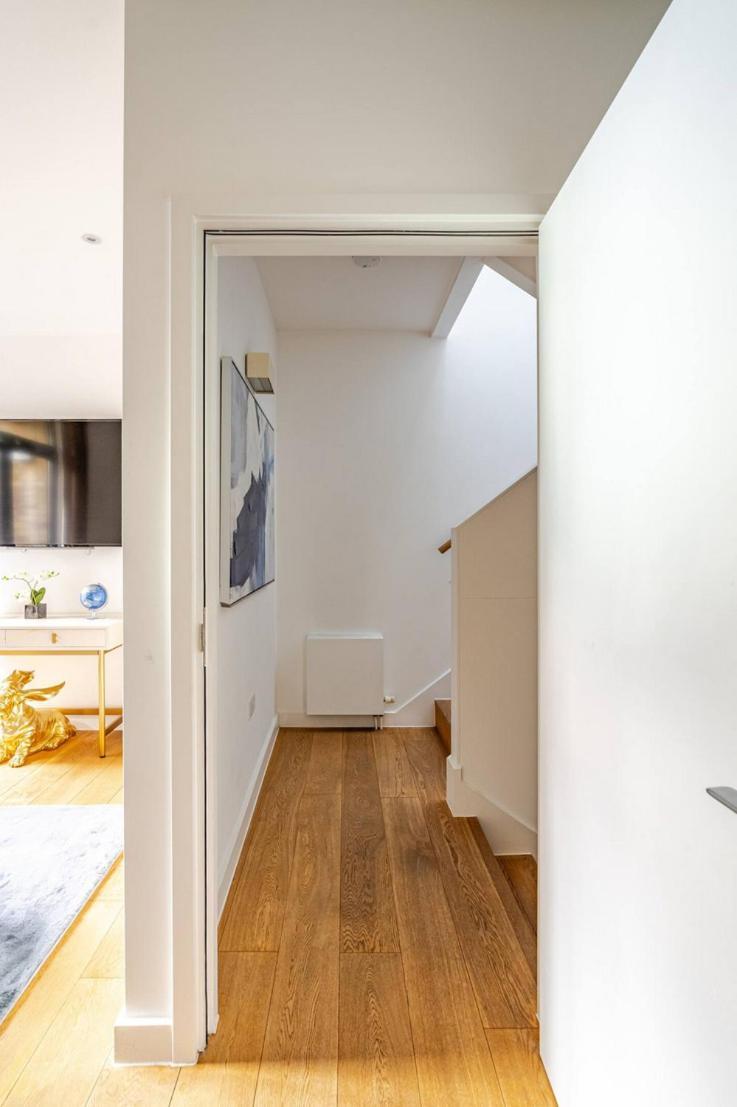 Appartamento Serene Private Townhouse With Ac & Balcony For 6 Londra